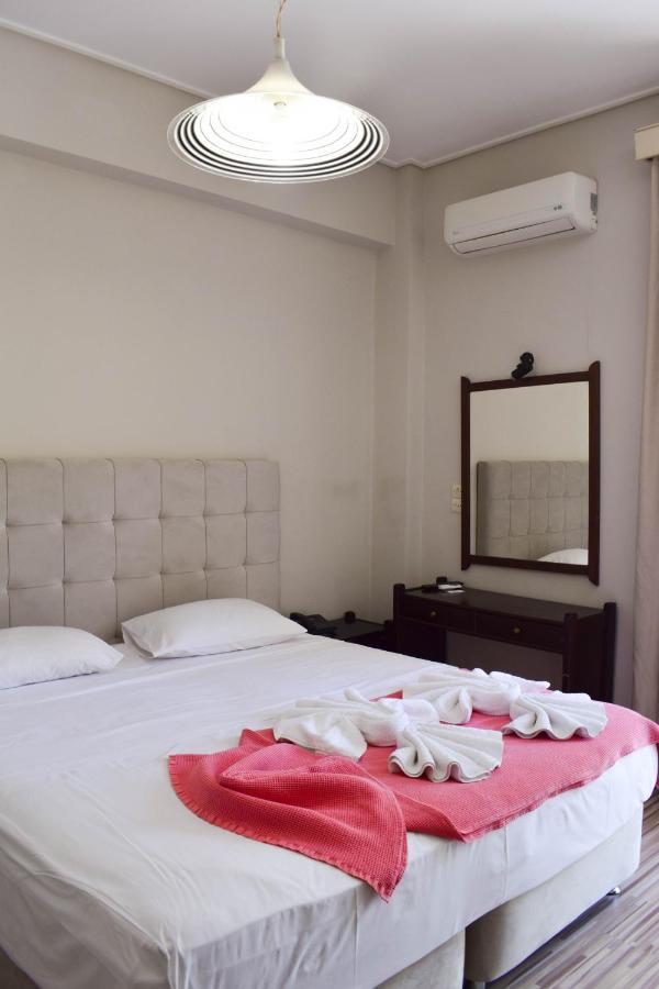 City Center Hotel كالاماتا المظهر الخارجي الصورة